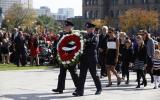 2014 Memorial Service - Officers presenting memorial wreath
